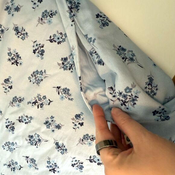 WoolOvers Floral Quarter Zip Organic Cotton Sweatshirt Size Medium NWT FLAW - Picture 11 of 12